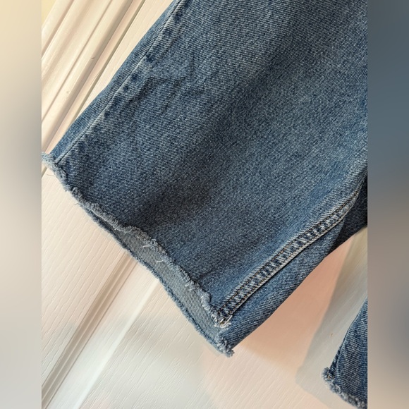 Y2K ✨ Levi’s 569 Loose Fit Husky Jean Short - Picture 6 of 10